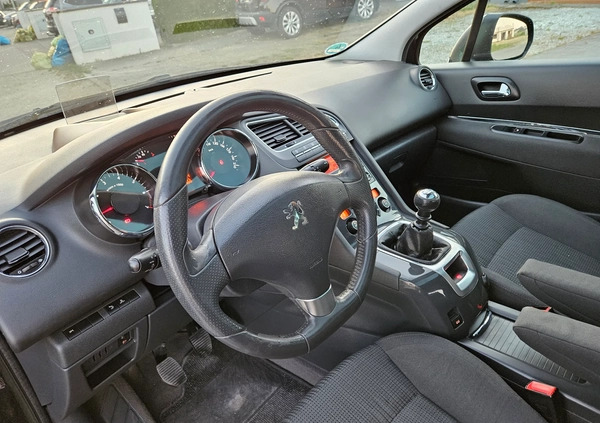 Peugeot 5008 cena 23900 przebieg: 156000, rok produkcji 2012 z Września małe 781